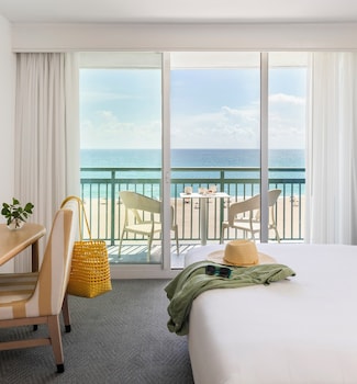 Room, 2 Queen Beds, Oceanfront