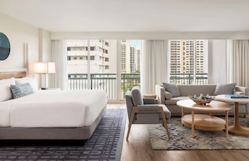 Royal Suite, 1 King Bed (Palm)