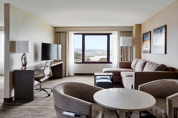 Executive Room, 1 King Bed with Sofa bed