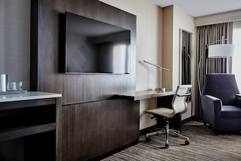 Club Room, 1 King Bed