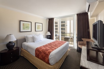 Condo, 2 Bedrooms, City View