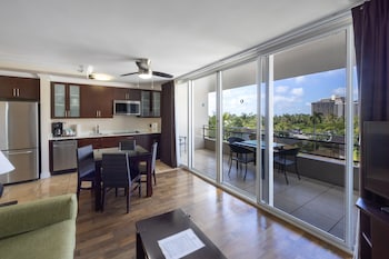Condo, 2 Bedrooms, City View