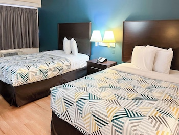 Standard Room, 2 Double Beds, Smoking, Refrigerator & Microwave