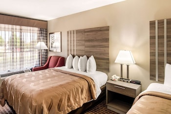 Standard Room, 2 Queen Beds, Non Smoking
