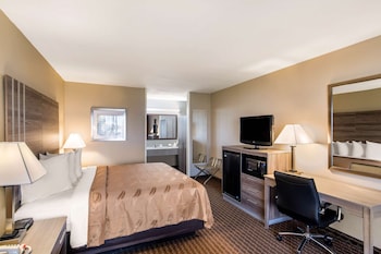 Standard Room, 1 King Bed, Smoking