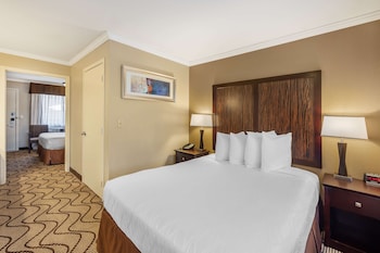 Standard Room, 2 Queen Beds, Non Smoking