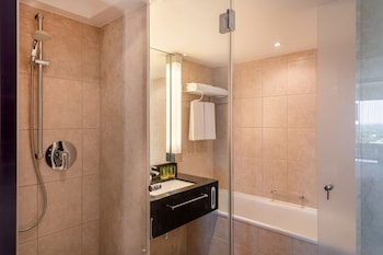 Superior Suite, 1 King Bed with Sofa bed