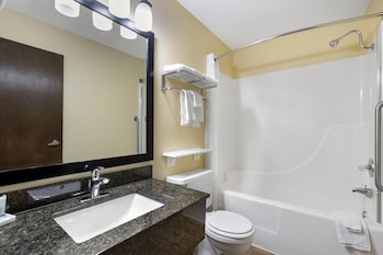 Standard Room, 1 King Bed, Non Smoking (2nd Floor)