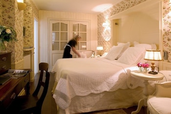 Basic Double Room (next to the entrance)