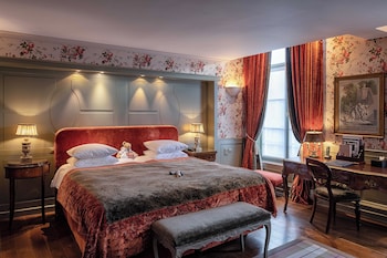Romantic Room, Canal View