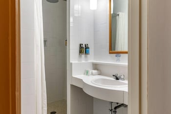 Standard Room, 2 Double Beds, Non Smoking