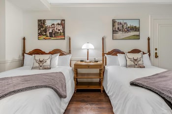 Standard Room, 2 Double Beds, Non Smoking