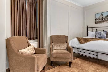 Standard Room, 2 Queen Beds, Non Smoking