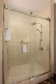 Fairmont Gold Room, 1 King Bed, Non Smoking, Executive Level