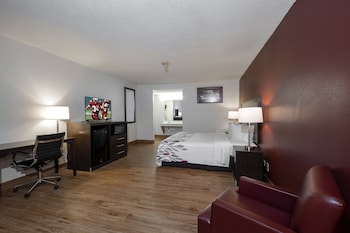 Deluxe Room, 1 King Bed, Accessible, Non Smoking (Roll-In Shower)