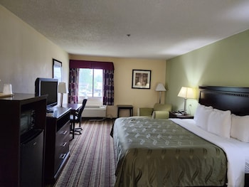 Standard Room, 1 King Bed, Non Smoking