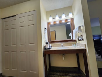 Room, 2 Double Beds, Accessible, Non Smoking