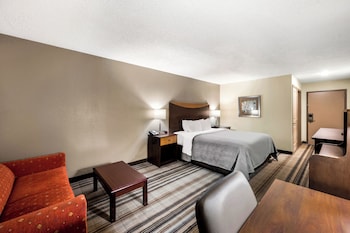 1 King Bed, Non-Smoking