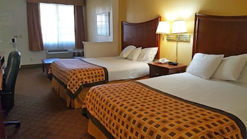 Suite, 2 Queen Beds, Smoking