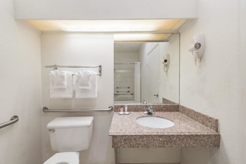Suite, 2 Queen Beds, Non Smoking