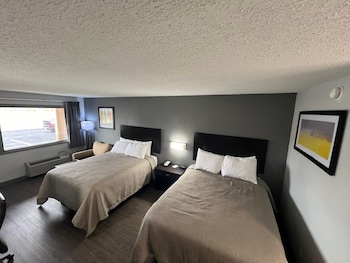Standard Room, 2 Queen Beds, Non Smoking