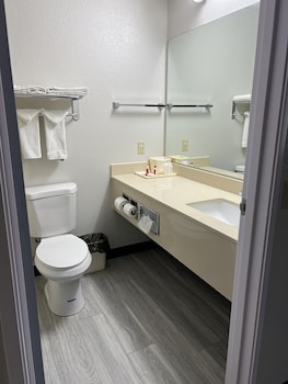 Deluxe Suite, 1 King Bed, Non Smoking