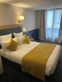 Club Room