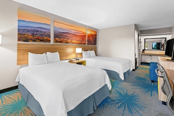 Room, 2 Double Beds, Accessible, Non Smoking (Mobility, Bathtub with Grab Bars)