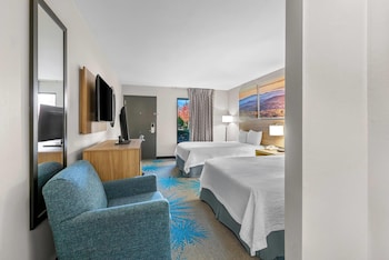 Room, 2 Double Beds, Accessible, Non Smoking (Mobility, Bathtub with Grab Bars)