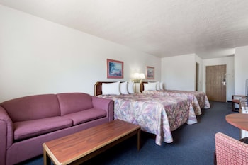 Studio Suite, 2 Queen Beds, Non Smoking