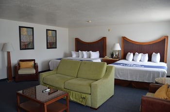 Studio Suite, Multiple Beds, Non Smoking