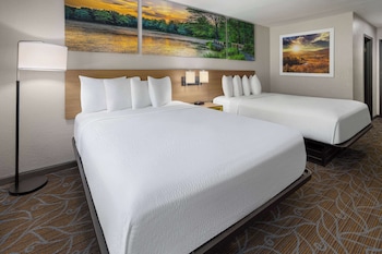 Room, 2 Queen Beds, Non Smoking