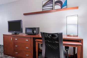 Room, 2 Queen Beds