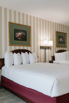 Standard Room- Non View - 2 Queen Beds