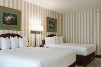 Standard Room- Non View - 2 Queen Beds
