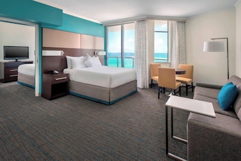 Suite, 1 Bedroom, Ocean View (Hearing Accessible)
