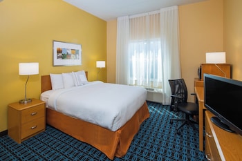 Room, 1 Queen Bed with Sofa bed