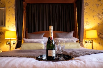 Executive Room, 1 Queen Bed, Non Smoking (Four Poster Bed)