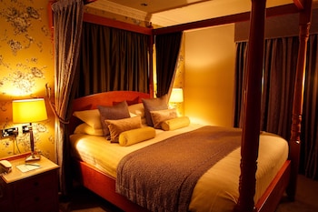 Superior Room, 1 Double Bed, Non Smoking (Four Poster Bed)