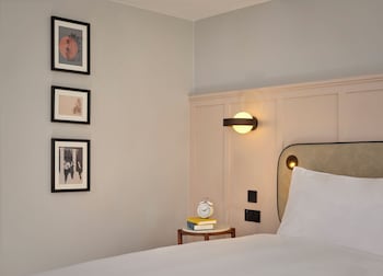 Classic Twin Room