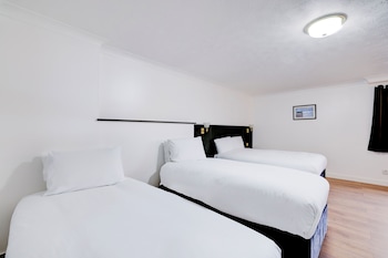 Family Room, Multiple Beds