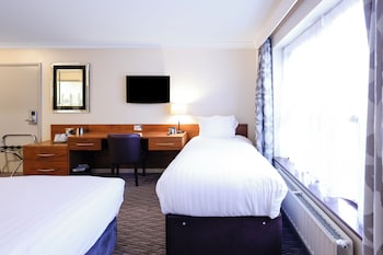 Standard Family of 3 Room