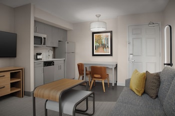 Suite, 1 King Bed, Fireplace