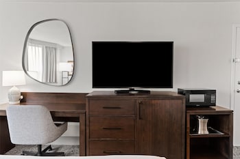 Deluxe Room, 2 Queen Beds