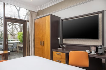 Deluxe Room, 1 King Bed, Balcony