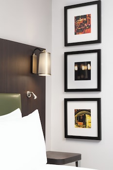 Deluxe Room, 1 King Bed