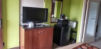 Room, 1 Double Bed, Accessible, Smoking (Mobility)