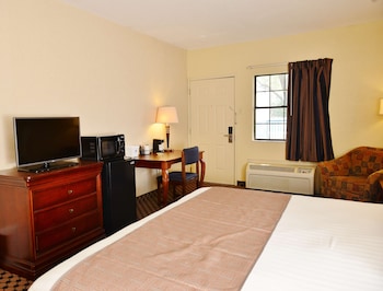 Suite, 1 King Bed, Non Smoking
