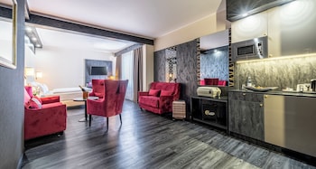 Premium Double Room (Lake Side)