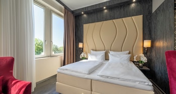 Comfort Double Room (Lake Side)
